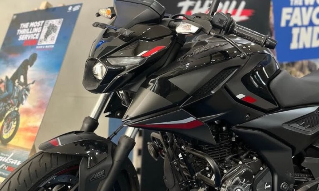 Bajaj Pulsar N160